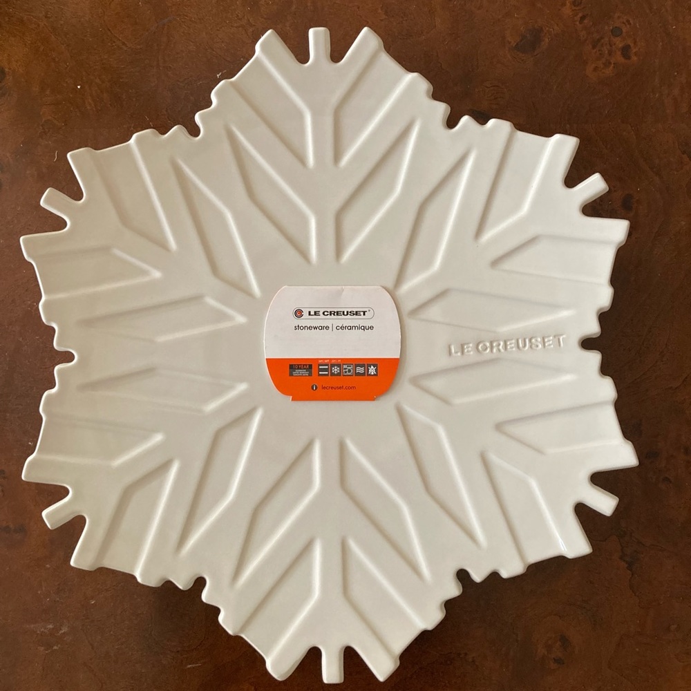 Le Creuset 31cm Snowflake Serving Dish Platter